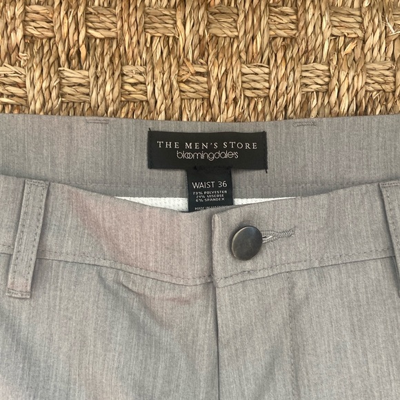 Bloomindales The Men’s Store golf shorts in grey - Picture 1 of 5